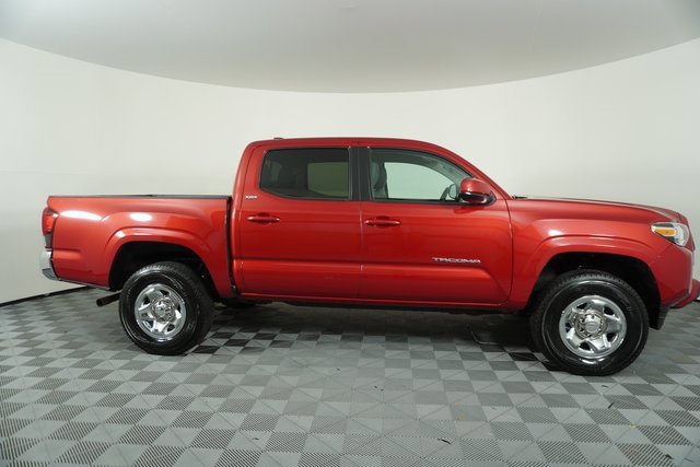Used 2023 Toyota Tacoma SR5 image 9