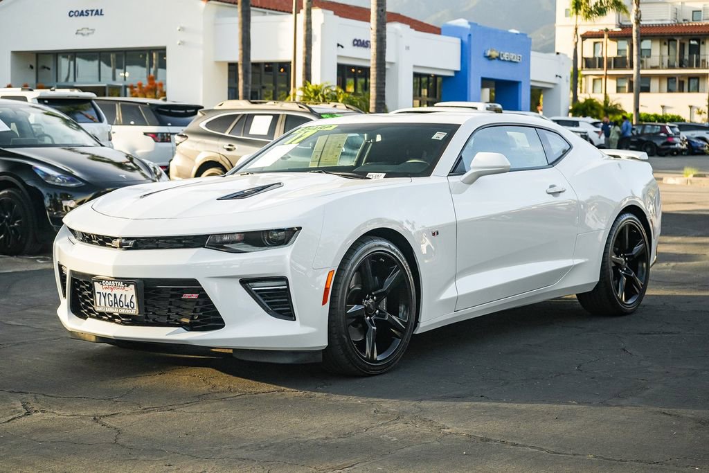 Used 2017 Chevrolet Camaro SS RWD image 3
