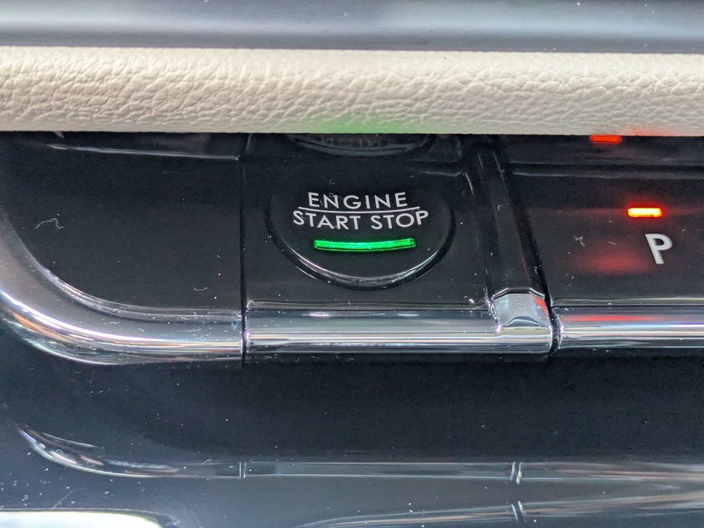 Certified 2025 Lincoln Corsair Grand Touring AWD/4WD image 33