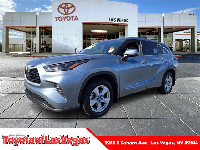 Certified 2022 Toyota Highlander LE