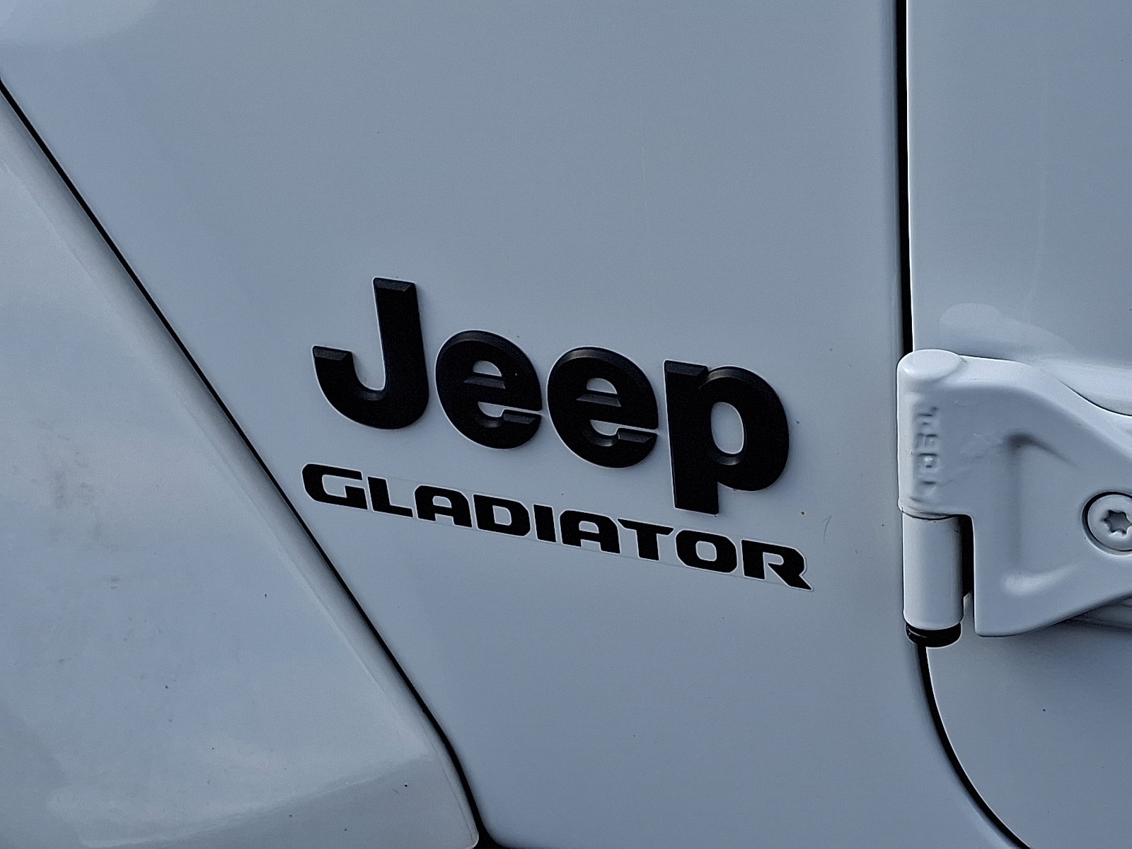 Certified 2022 Jeep Gladiator Overland AWD/4WD image 29