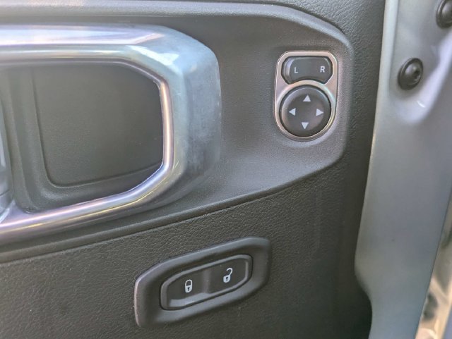 Used 2023 Jeep Wrangler Unlimited Sport AWD/4WD image 20