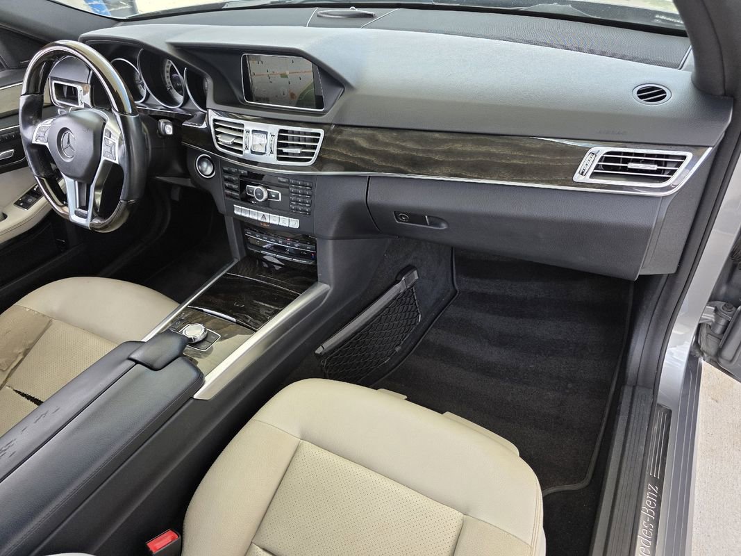 Used 2014 Mercedes-Benz E 250 BlueTEC Sedan image 24