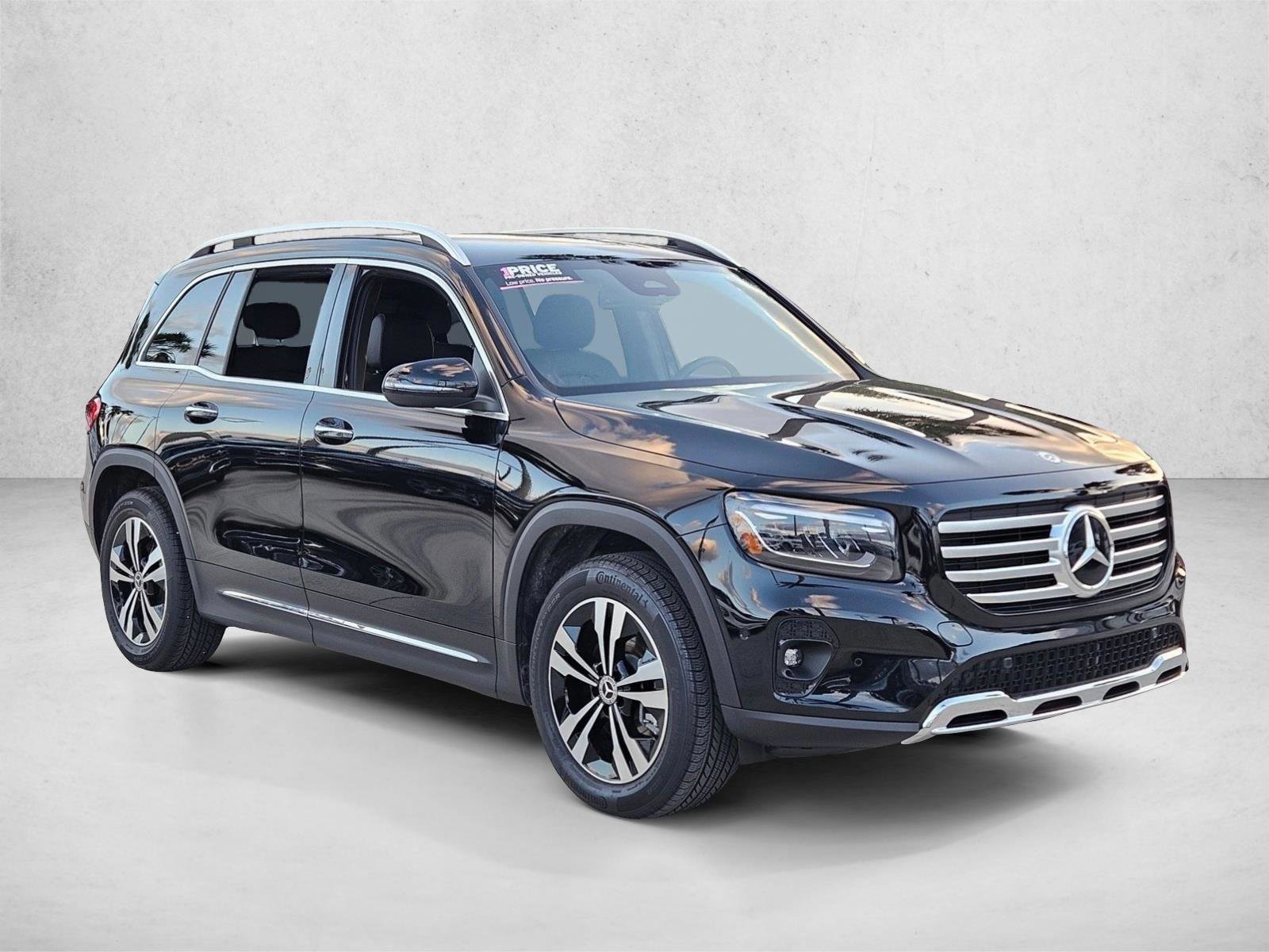 Used 2025 Mercedes-Benz GLB 250 image 3