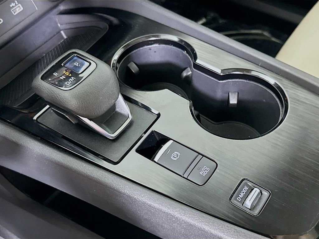 Used 2022 Nissan Rogue SV w/ SV Premium Package image 26