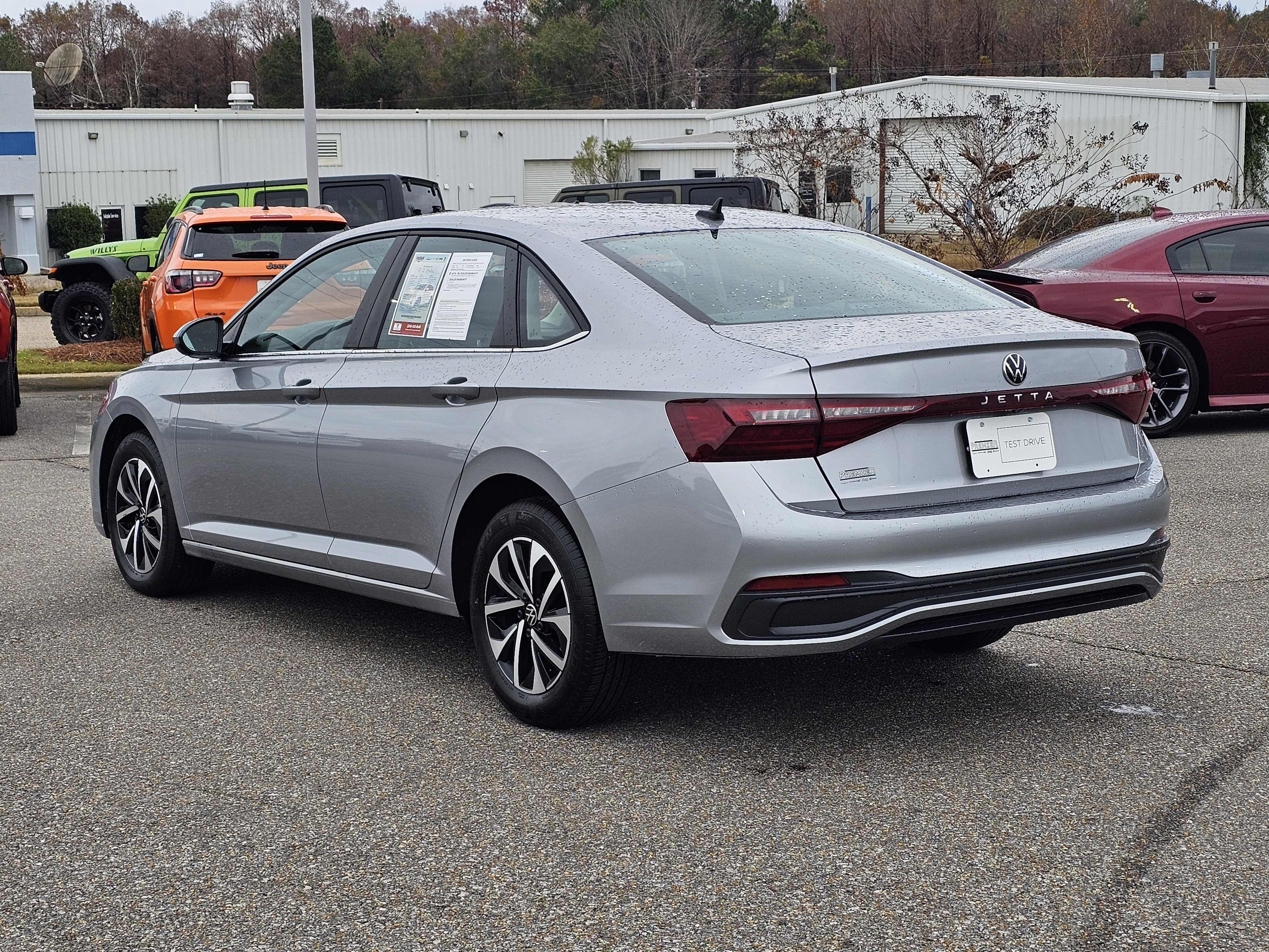 Used 2025 Volkswagen Jetta S image 10