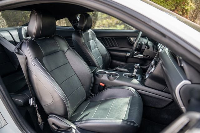 Used 2018 Ford Mustang Premium RWD image 24