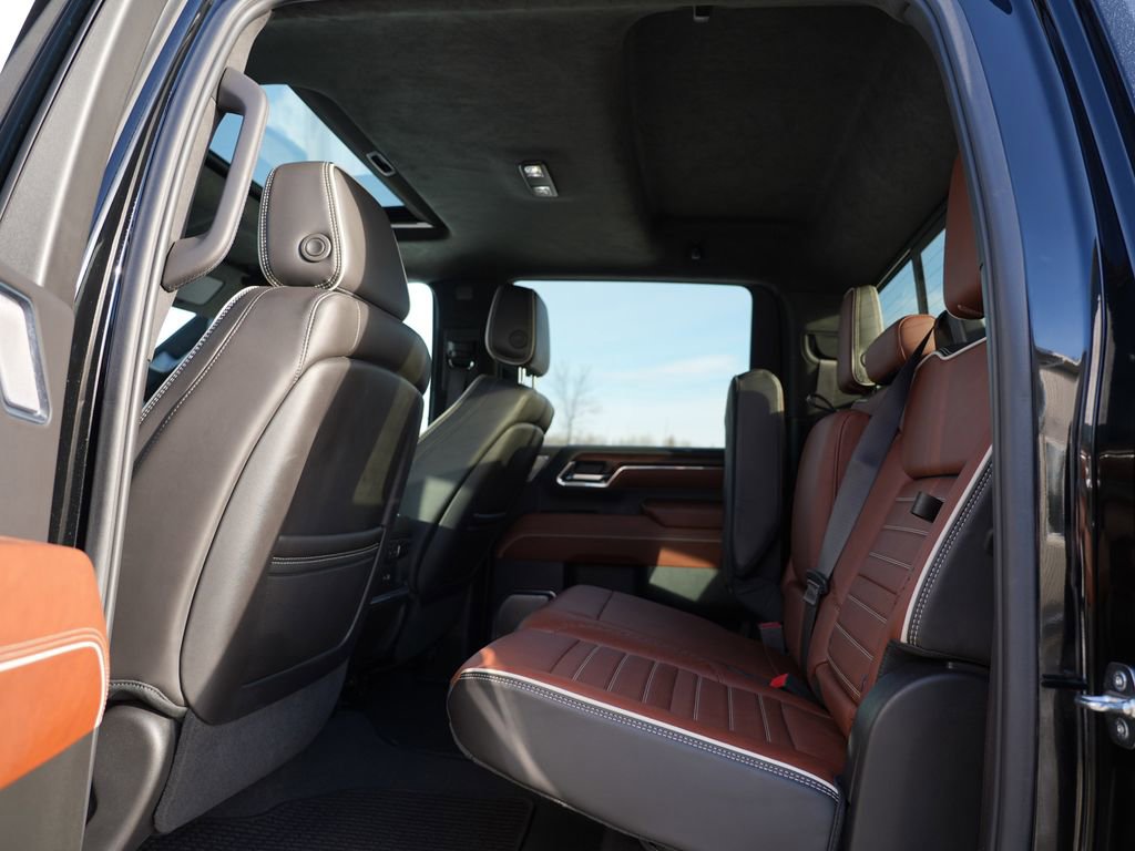 Used 2024 GMC Sierra 3500 Denali Ultimate image 19