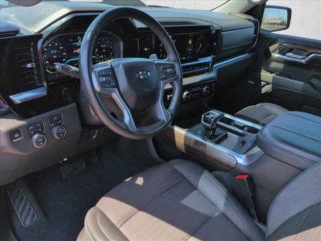 Used 2024 Chevrolet Silverado 1500 LT Trail Boss w/ Convenience Package II AWD/4WD image 13
