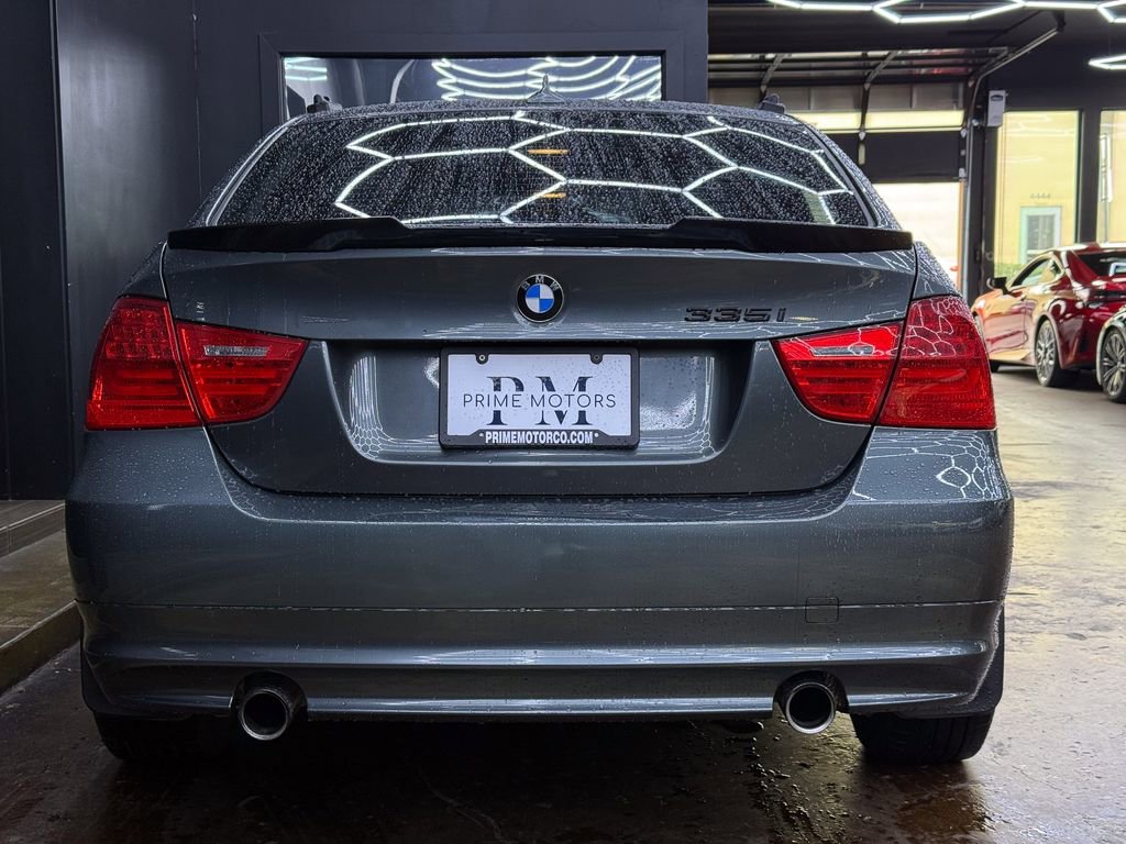 Used 2011 BMW 335i xDrive Sedan image 8