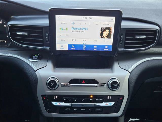 Used 2021 Ford Explorer XLT w/ Equipment Group 202A image 13