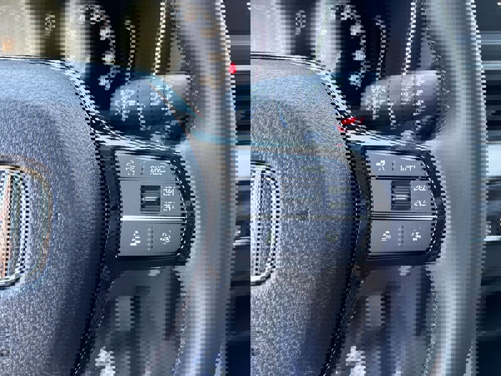 New 2025 Honda Pilot EX-L image 16