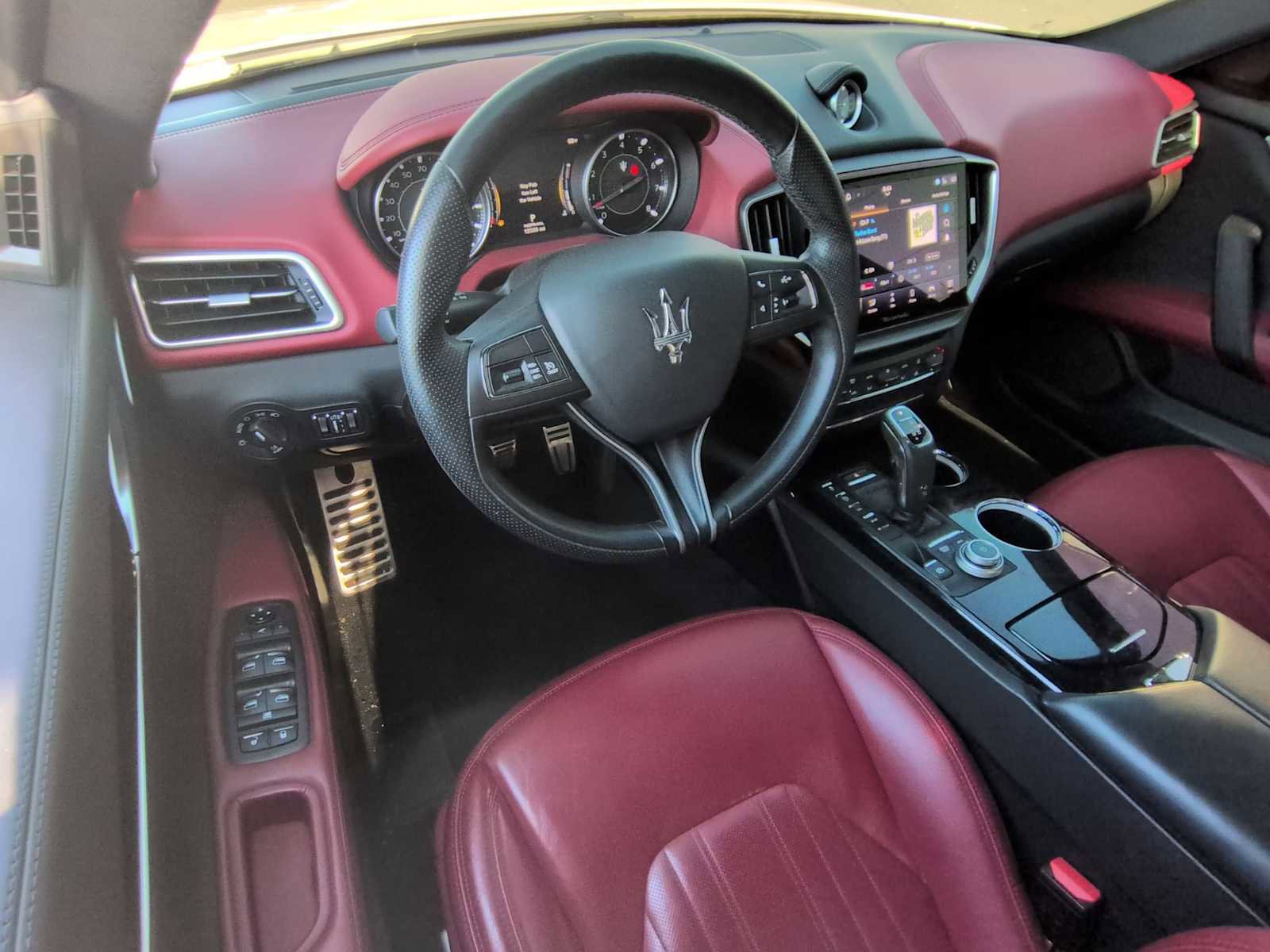 Used 2021 Maserati Ghibli S Q4 AWD/4WD image 10