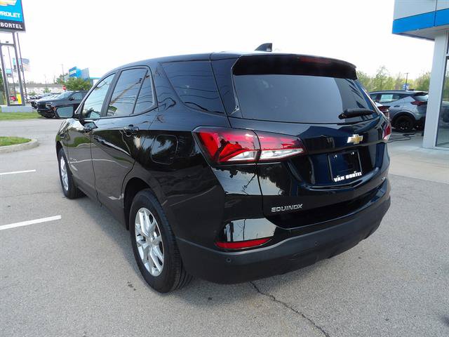 Certified 2023 Chevrolet Equinox LS w/ LS Convenience Package AWD/4WD image 3