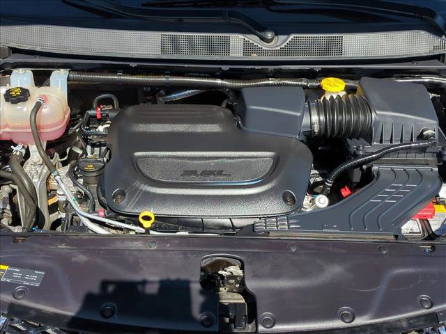 Used 2023 Chrysler Pacifica Touring-L FWD image 22