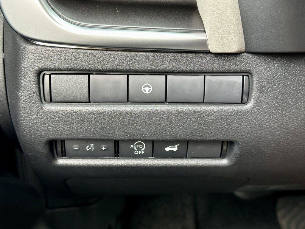 New 2026 Nissan Rogue Dark Armor AWD/4WD image 22