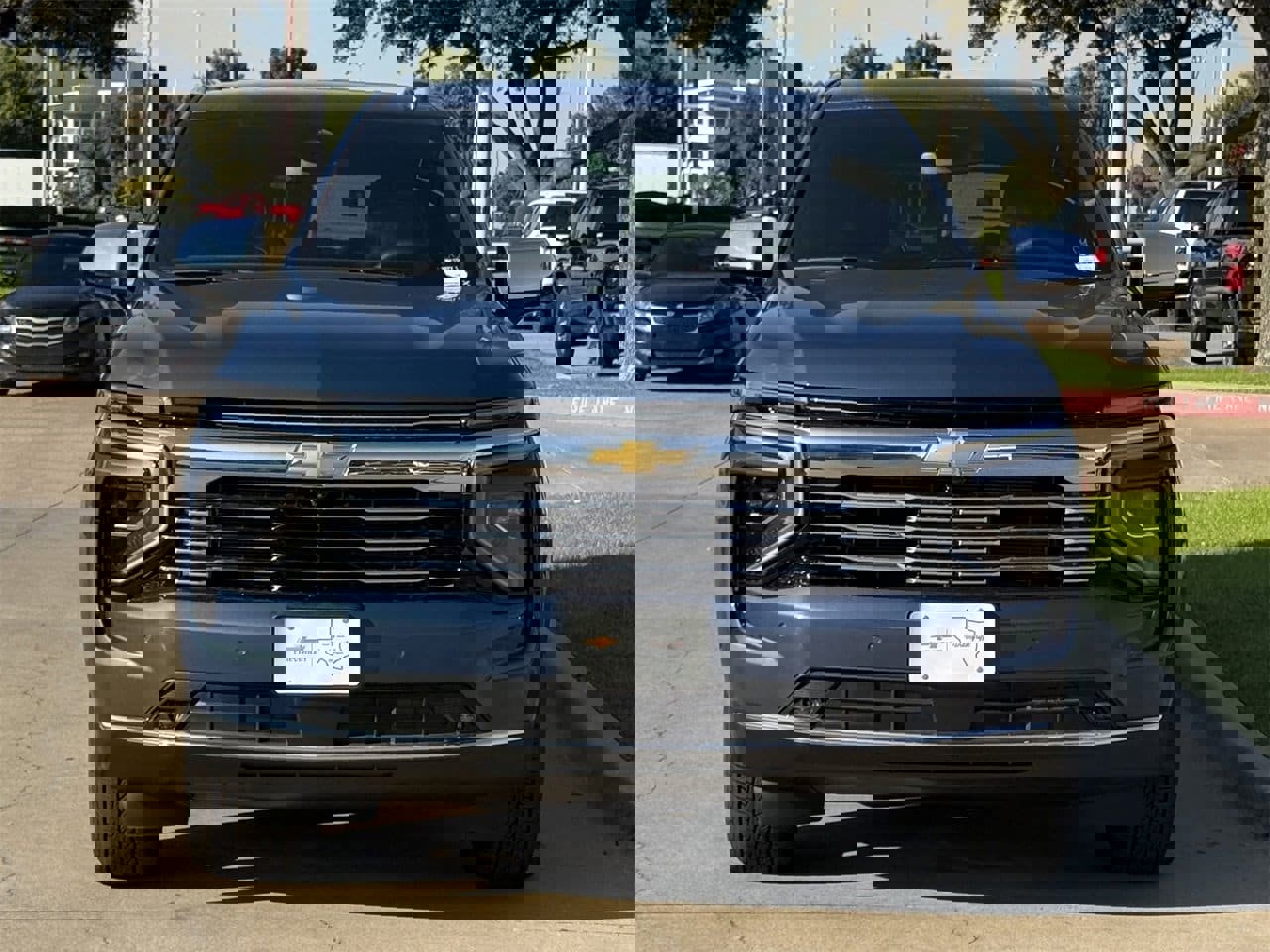 New 2026 Chevrolet Suburban Premier image 7