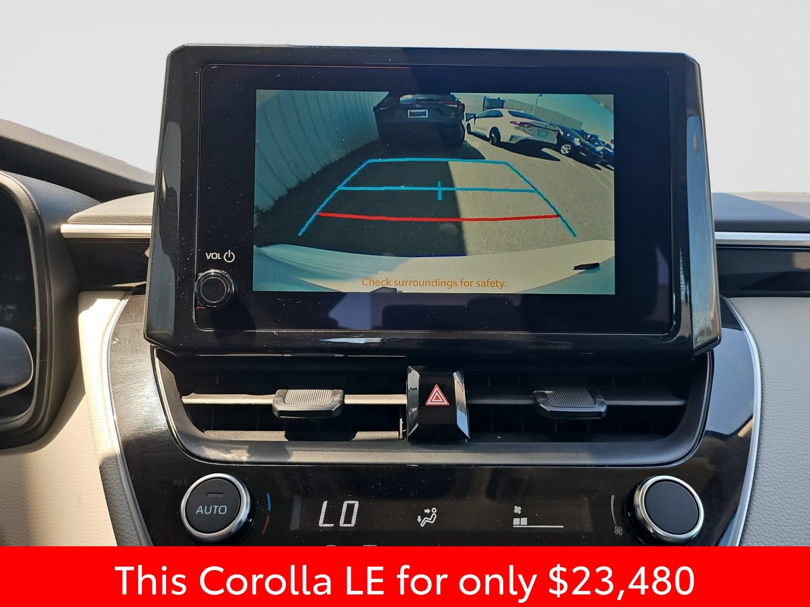 Used 2026 Toyota Corolla LE FWD image 28