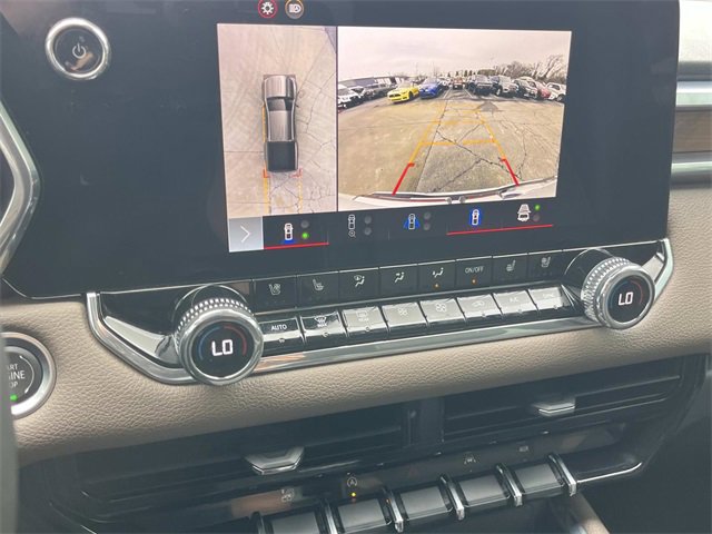 Used 2024 GMC Canyon Denali image 34