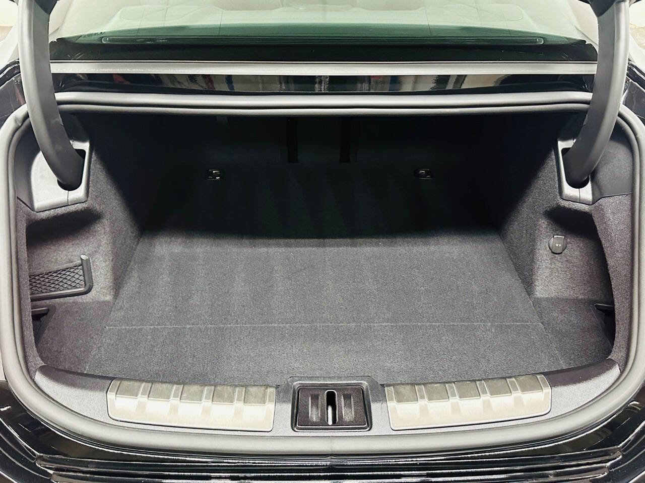 Used 2022 Audi e-tron GT Premium Plus image 29