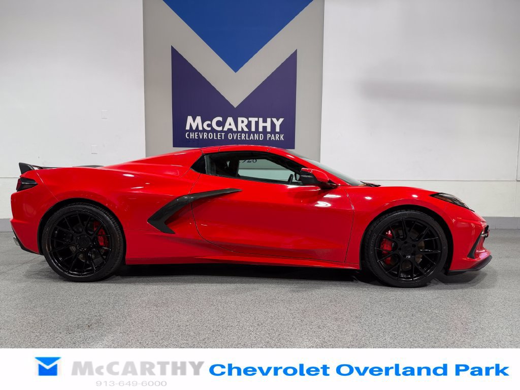 Used 2020 Chevrolet Corvette Stingray Convertible w/ Z51 Performance Package RWD image 13