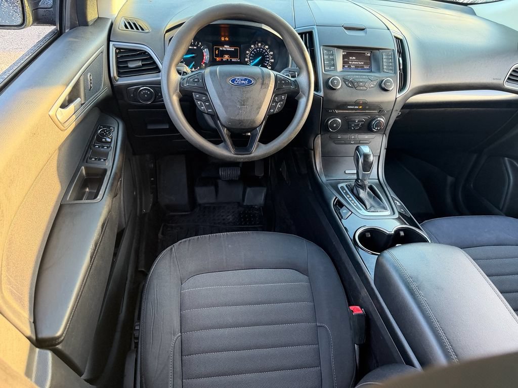 Used 2016 Ford Edge SE FWD image 13