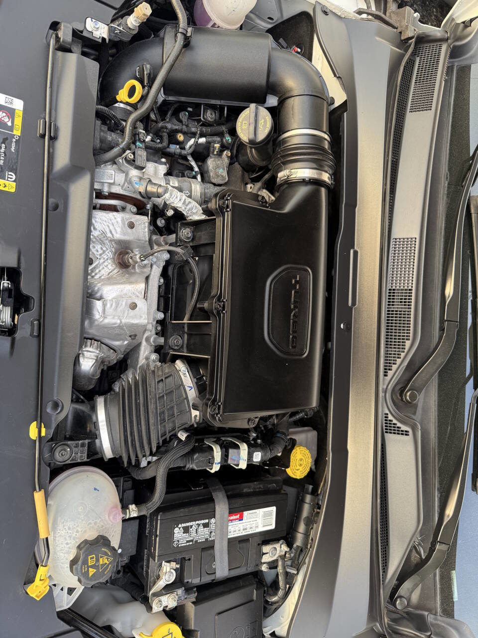 Used 2024 Jeep Compass Latitude image 32