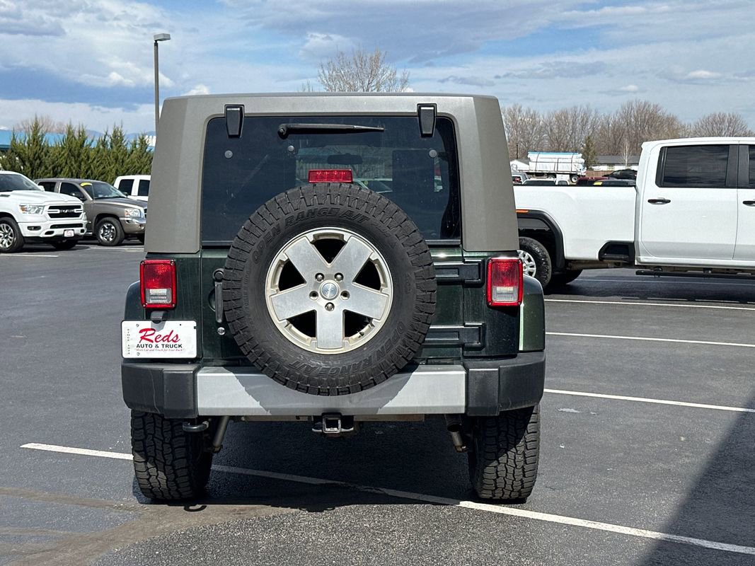 Used 2010 Jeep Wrangler Unlimited Sahara image 10