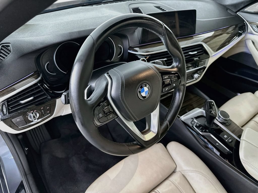 Used 2017 BMW 530i w/ Premium Package RWD image 31