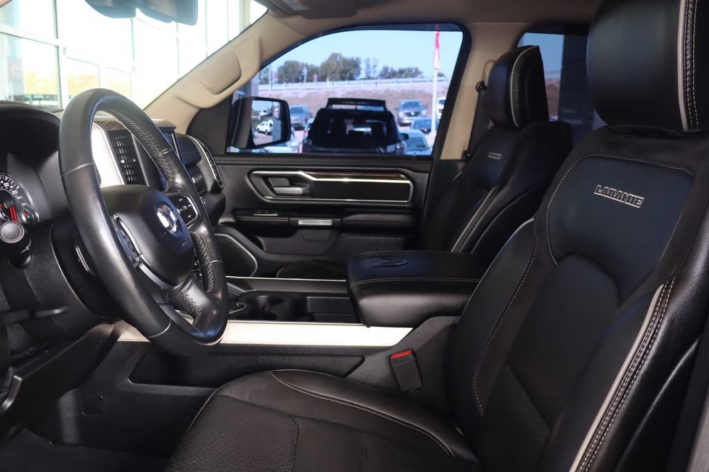 Used 2019 RAM 1500 Laramie AWD/4WD image 13