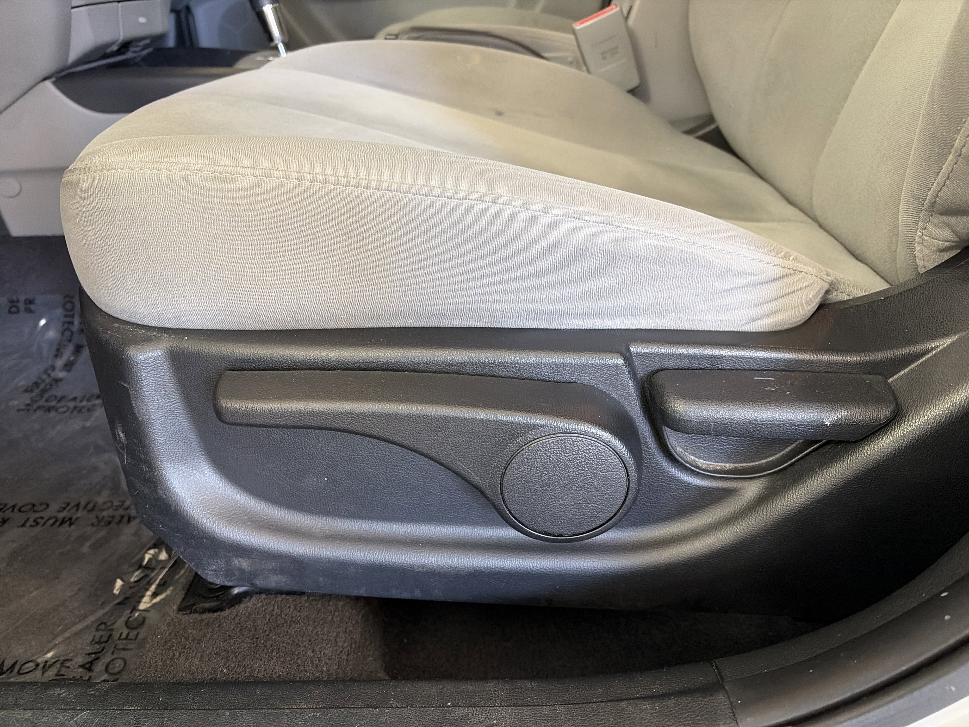 Used 2010 Hyundai Elantra GLS w/ Sunroof Pkg 3 image 13