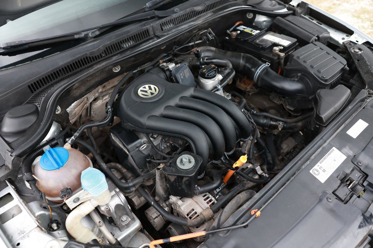 Used 2012 Volkswagen Jetta S FWD image 40