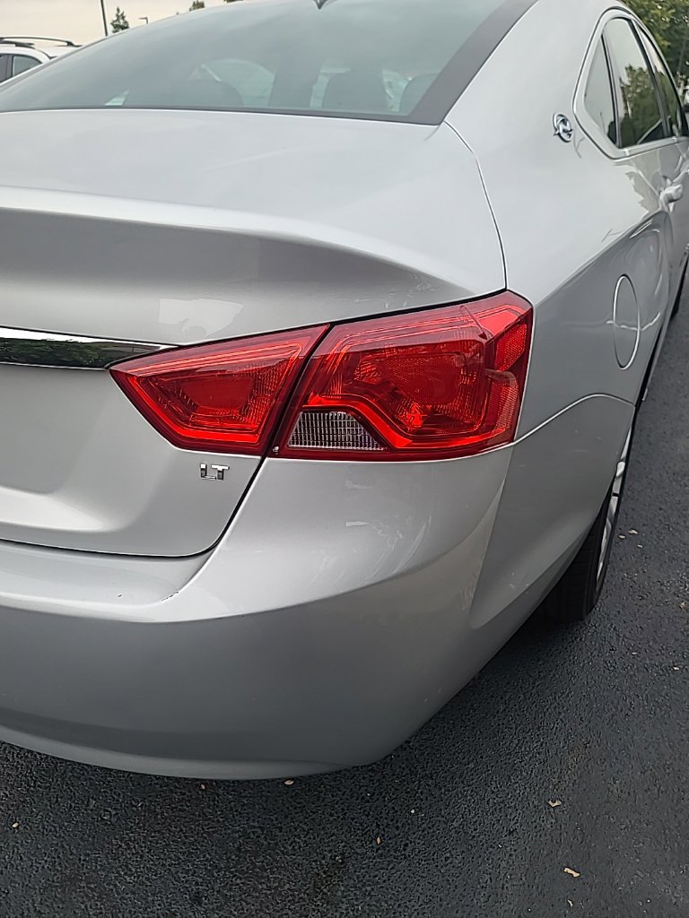 Used 2017 Chevrolet Impala LT FWD image 9