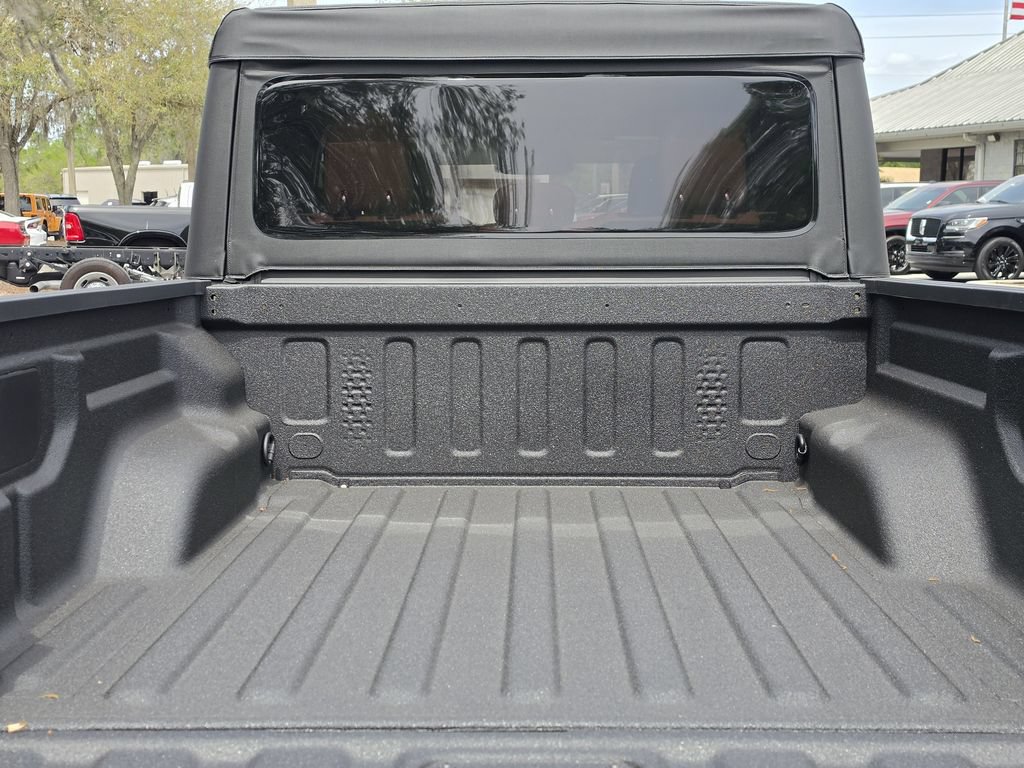 New 2026 Jeep Gladiator Willys AWD/4WD image 9