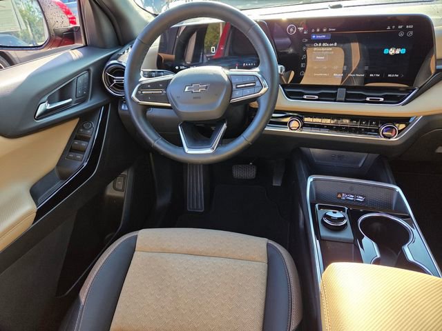 Used 2025 Chevrolet Equinox ACTIV w/ Safety and Technology Package image 14