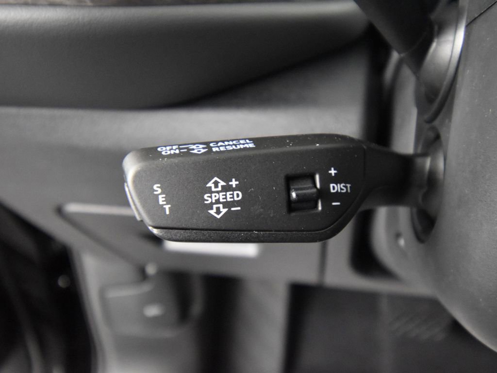 New 2025 Audi Q5 Prestige image 25