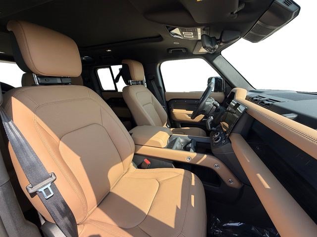 New 2026 Land Rover Defender 110 S AWD/4WD image 16