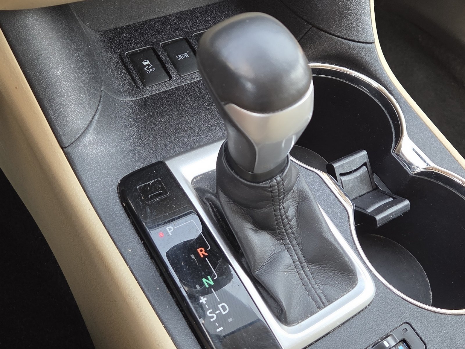 Used 2015 Toyota Highlander Limited Platinum AWD/4WD image 29