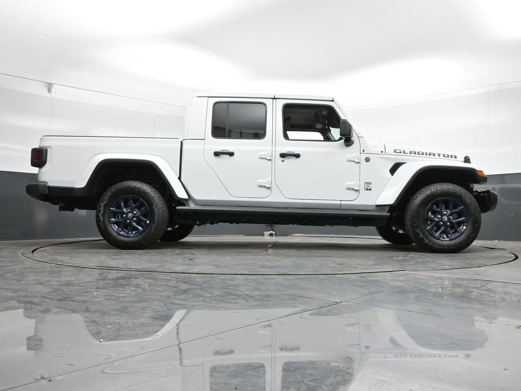 New 2026 Jeep Gladiator Sport AWD/4WD image 42