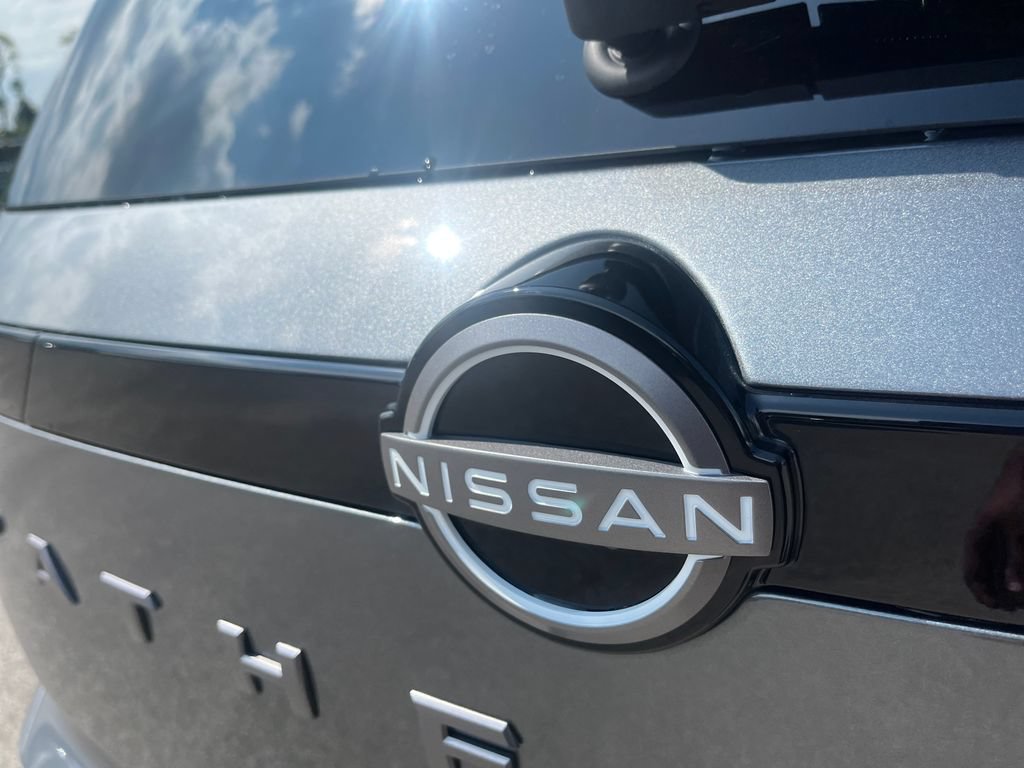 New 2026 Nissan Pathfinder SL FWD image 41