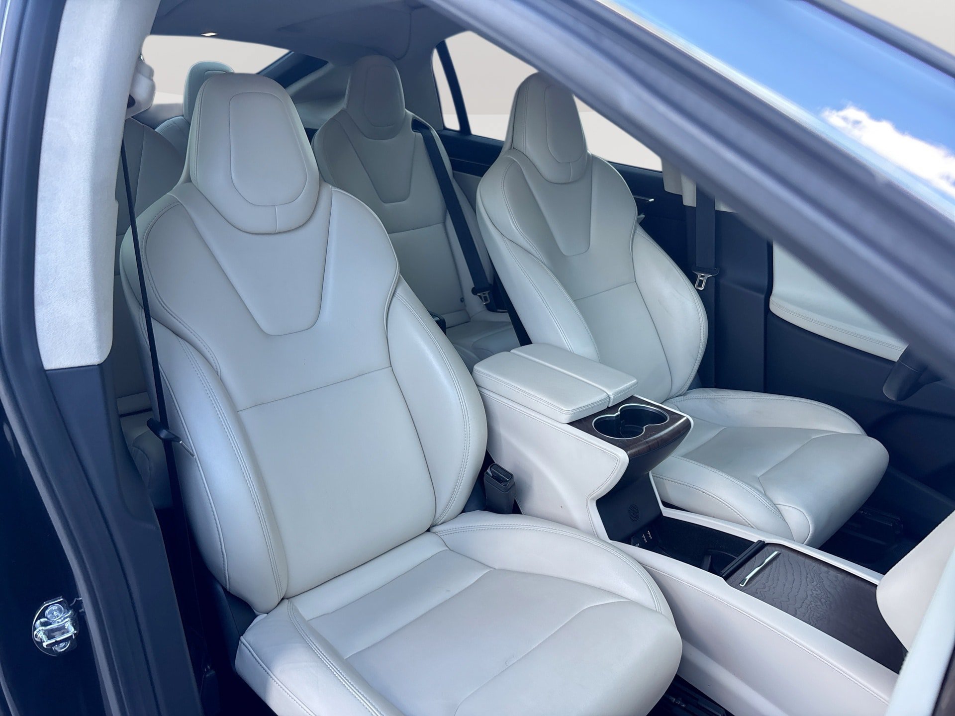 Used 2018 Tesla Model X 100D AWD/4WD image 27