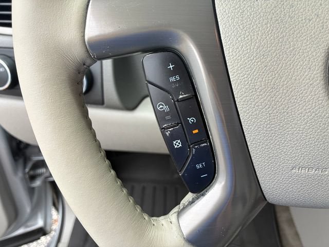 Used 2014 Chevrolet Tahoe LTZ AWD/4WD image 24