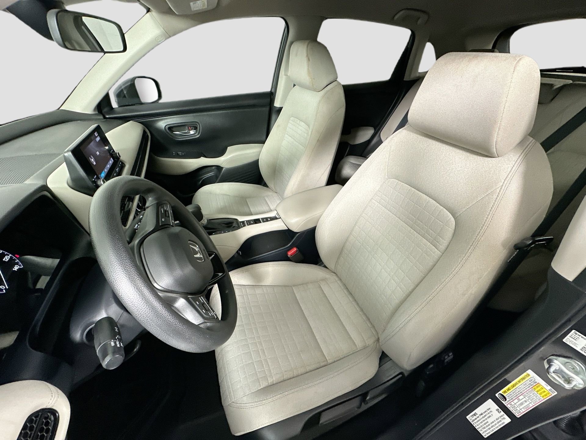 Used 2023 Honda HR-V LX image 19