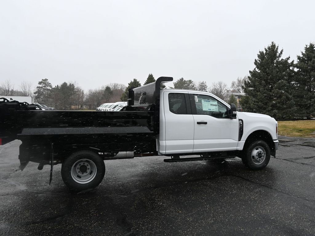 New 2026 Ford F350 XL w/ XL Chrome Package image 17