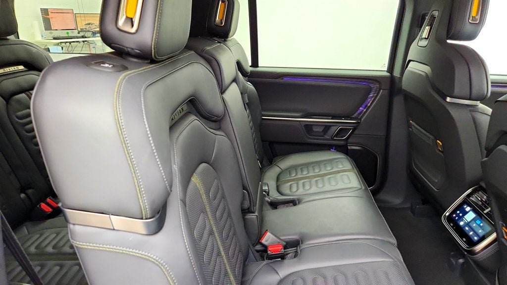 Used 2022 Rivian R1S Launch Edition Quad AWD/4WD image 24