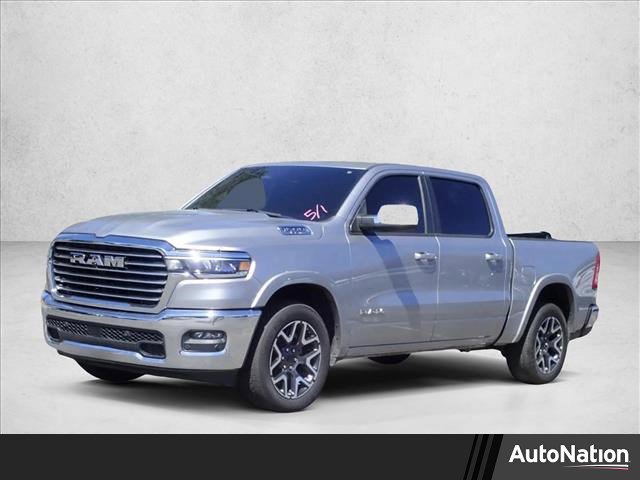 Used 2025 RAM 1500 Laramie AWD/4WD image 1