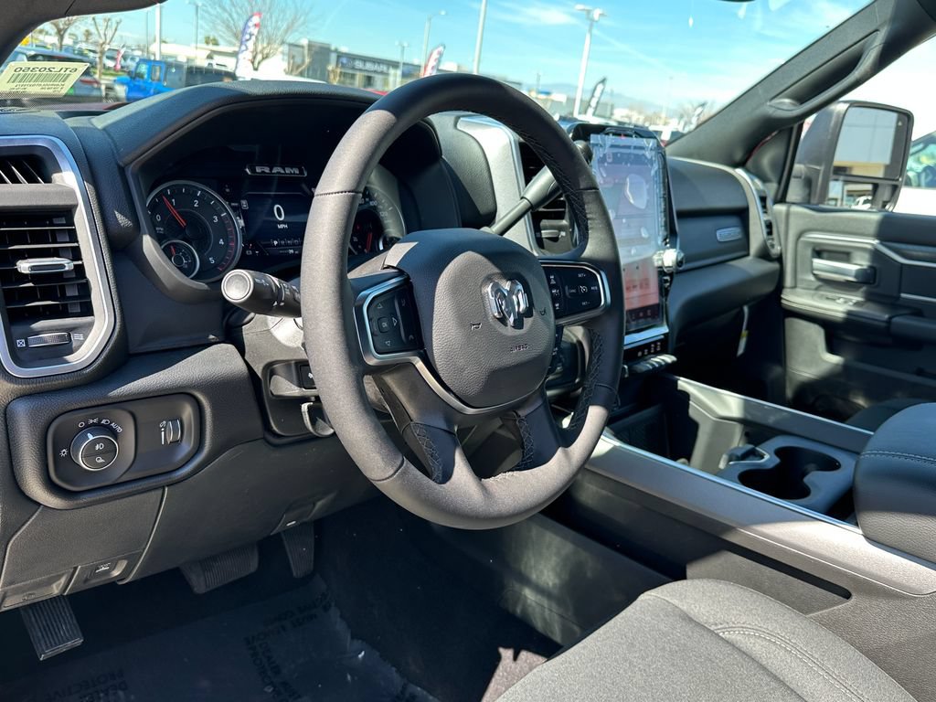 New 2026 RAM 2500 Big Horn AWD/4WD image 17