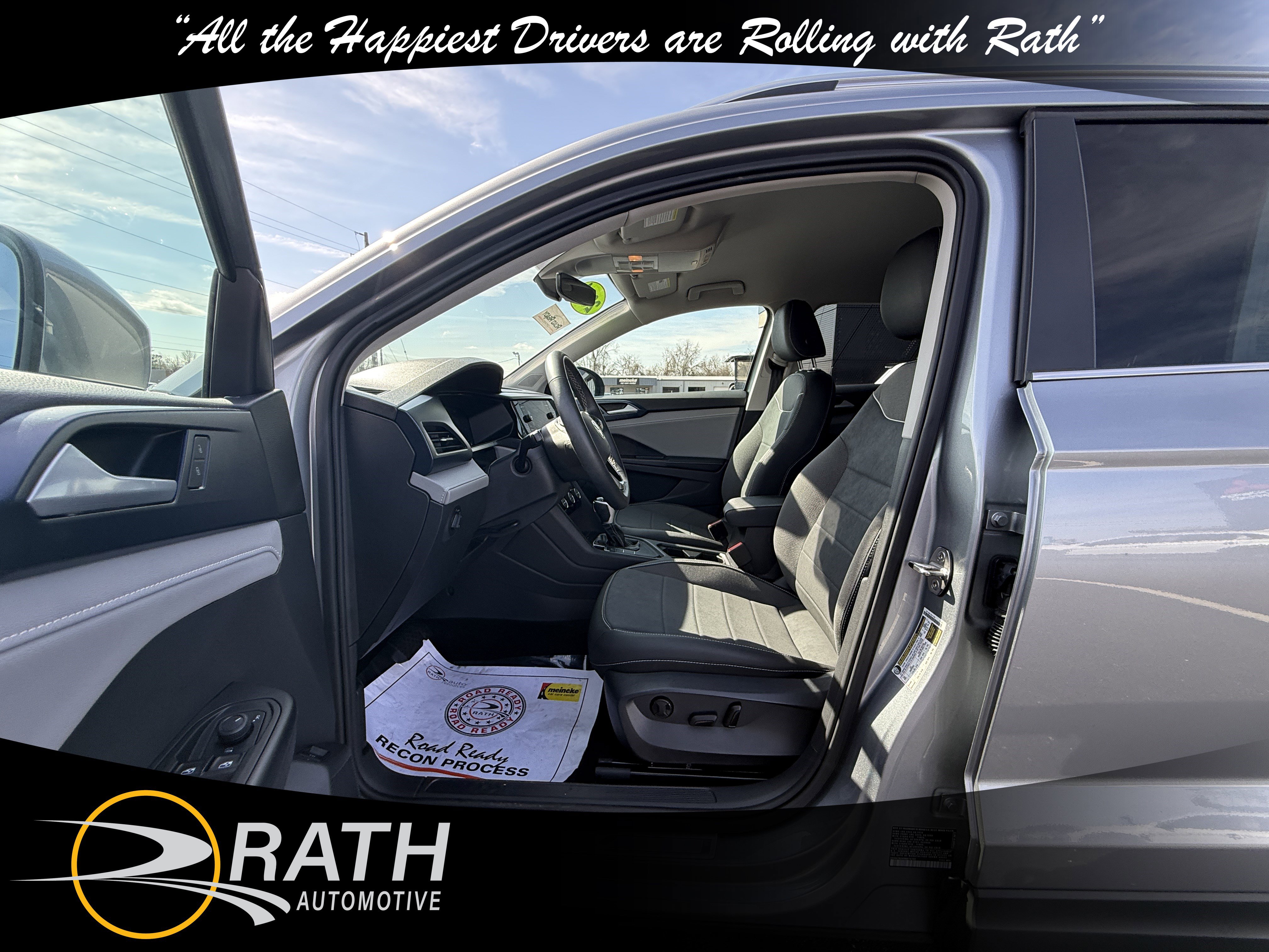 Used 2024 Volkswagen Taos SE image 12