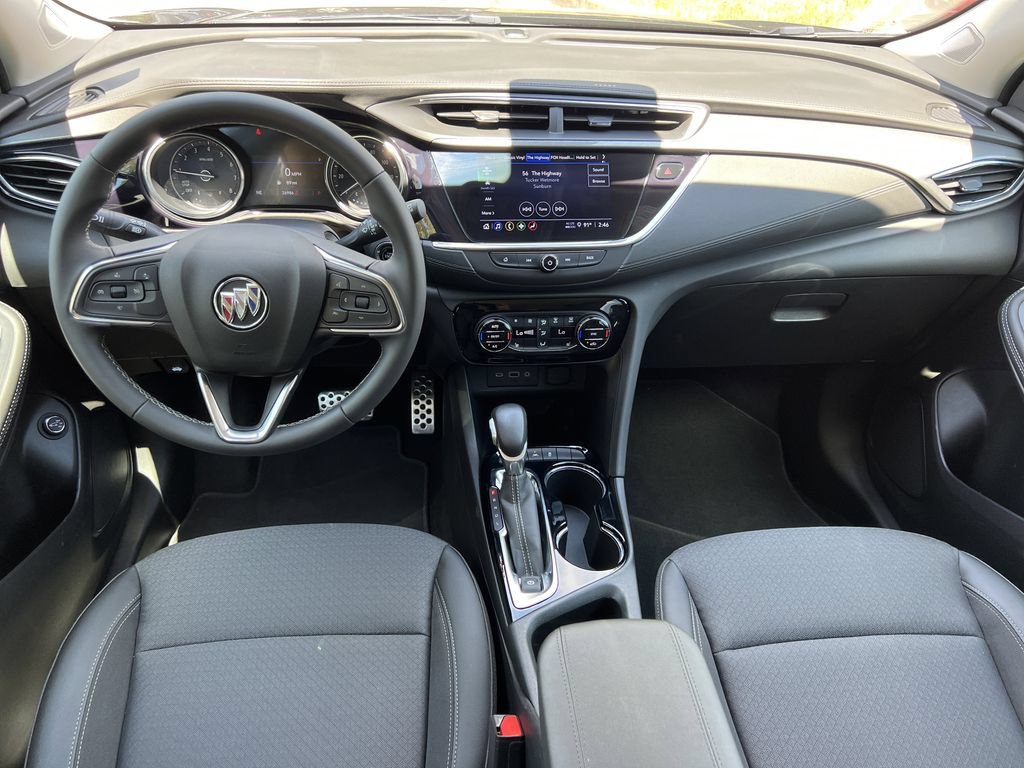 Used 2023 Buick Encore GX Select w/ Sport Touring Package FWD image 21