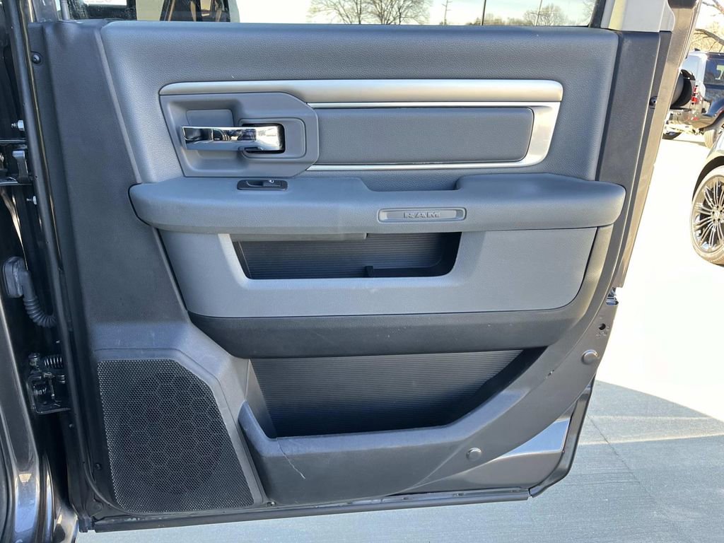 Used 2016 RAM 2500 Power Wagon w/ Luxury Group image 19